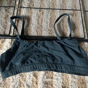 Skims fits everybody bralette size small